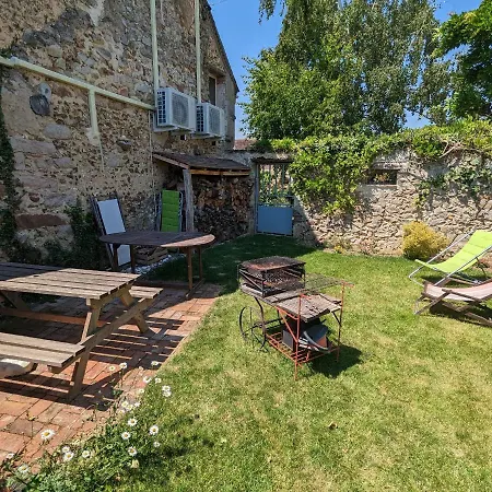 Courtemaux, 4 Pieces, 6 Personnes - Fr-1-590-360 *