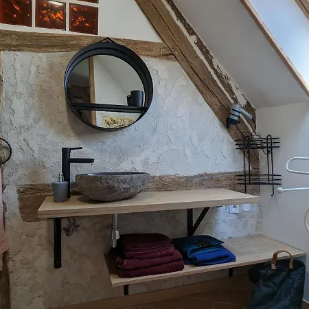 Courtemaux, 4 Pieces, 6 Personnes - Fr-1-590-360 Tatil Evi